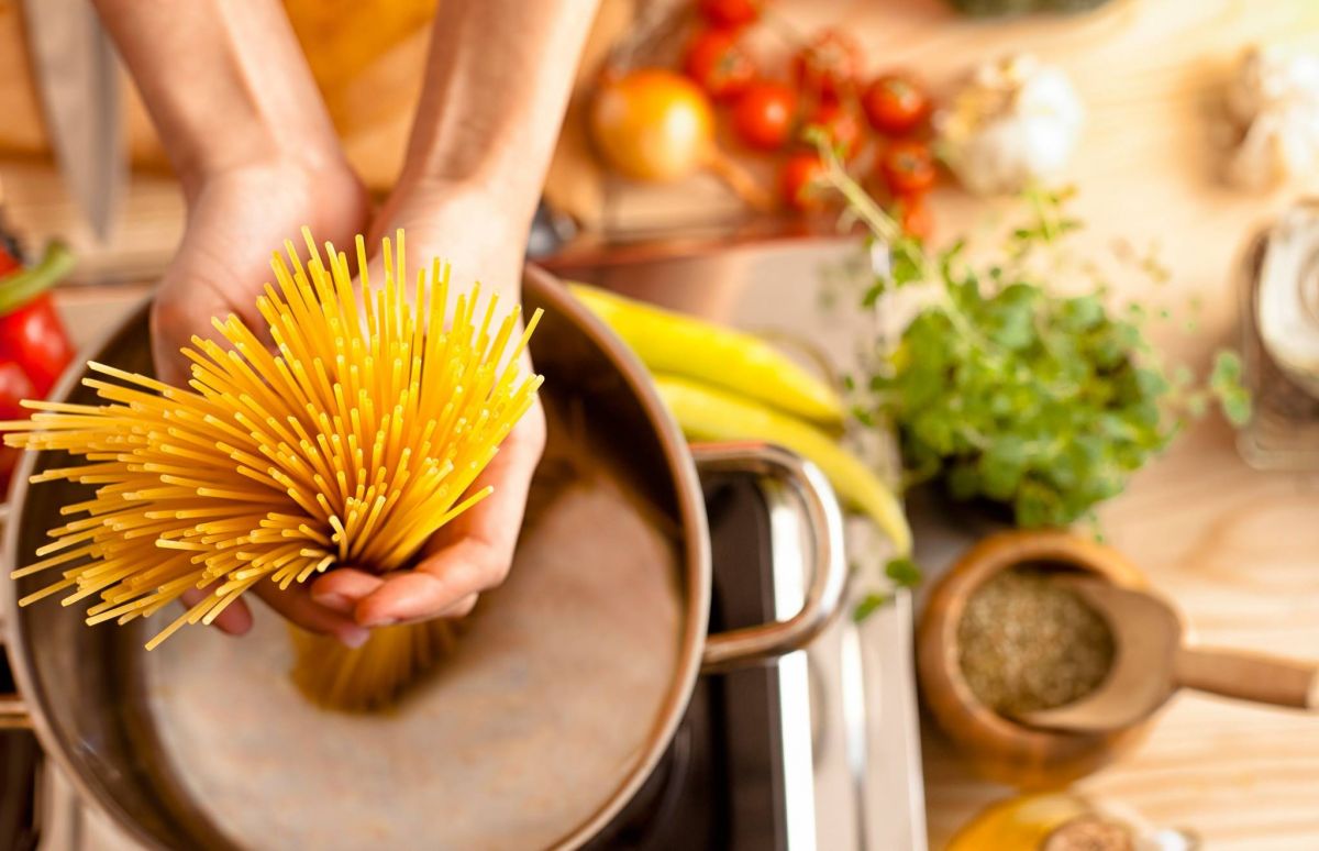 من أجل عدم التصاق المعكرونة... هذه أفضل الطرق لتحضيرها