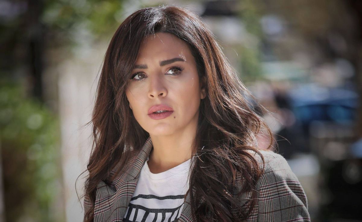 أمل بوشوشة تردّ أخيراً بعد صفعة باسم ياخور