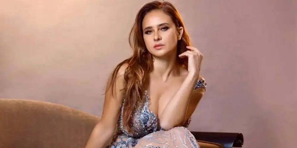 بالفيديو - نيللي كريم تكشف أصعب موقف تعرّضت فيه للإحراج
