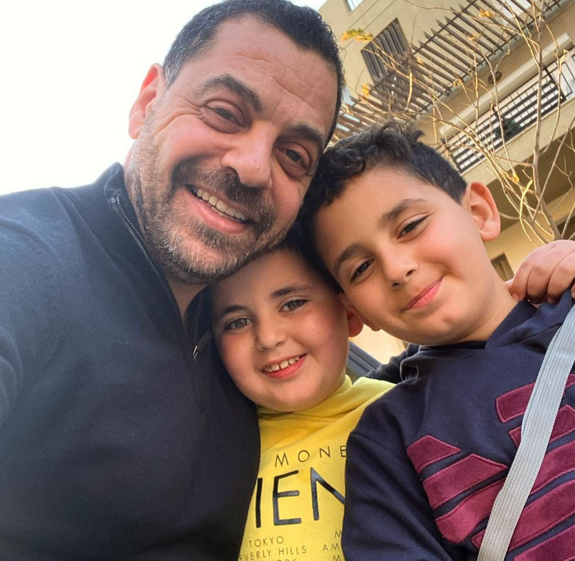 بالصورة – هجوم على طارق العريان بسبب تثبيت تعليق يهين أصالة