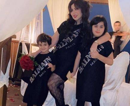 بالفيديو - إبنتا حليمة بولند كبرتا وتغيّرت ملامحهما.. الصغرى نسخة عنها