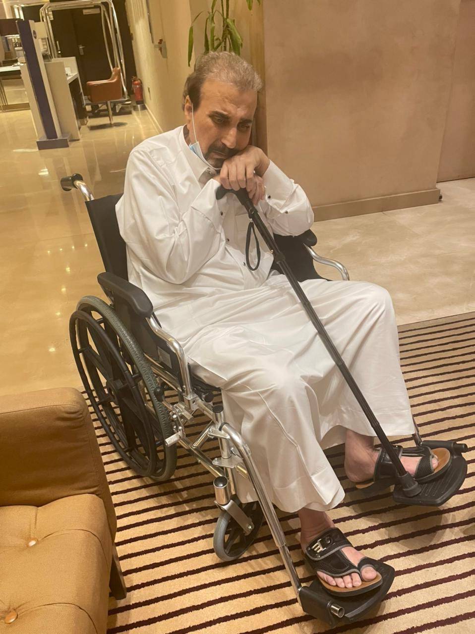 بالصورة – مخرج 