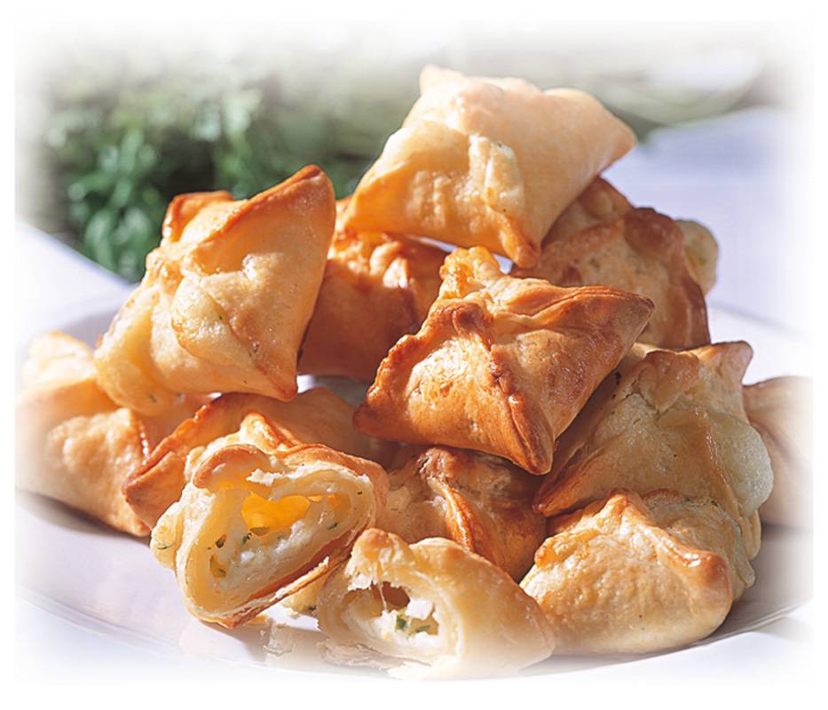 وصفة فطائر بالجبنة والزعتر سهلة التحضير