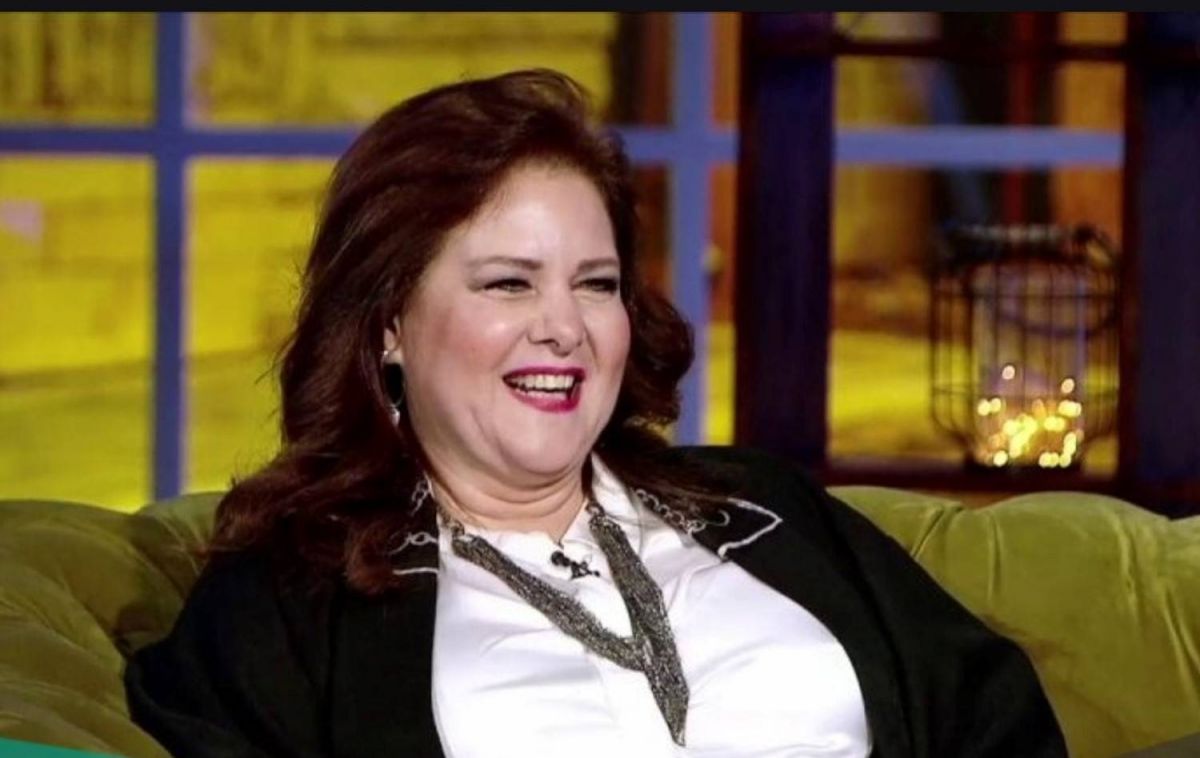 كريم السبكي يُحدث أزمة مع الصحافيين بسبب دلال عبد العزيز