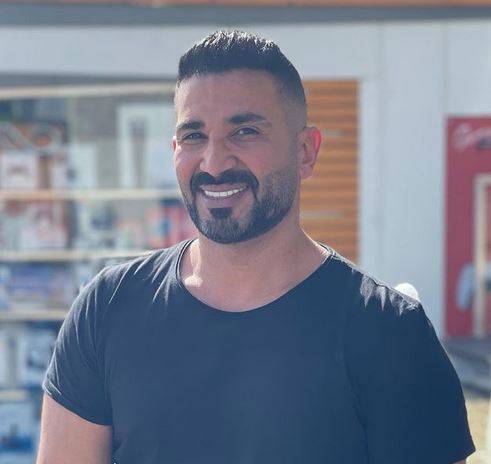 خطأ غير مقصود يعرض أحمد سعد للإنتقاد والسخرية