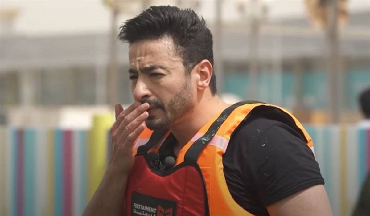 بالفيديو - حمادة هلال يُصاب بطلقة في وجهه.. ورامز جلال يعلّق