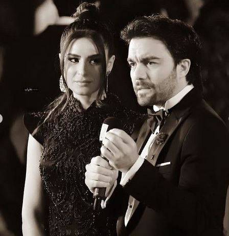 ريهام أيمن تحتفل بذكرى زواجها السادس بصور رومانسية