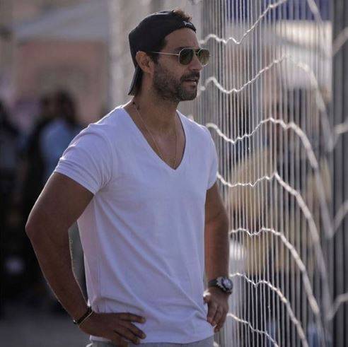 كريم فهمي يردّ على منتقدي فيلمه الجديد