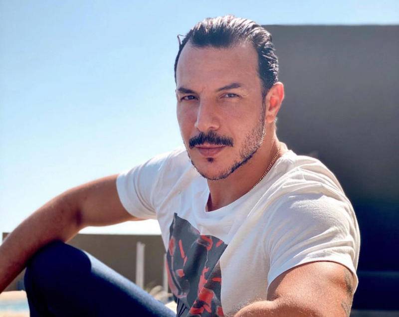 بعد والده... باسل خياط يفقد عمّته: 