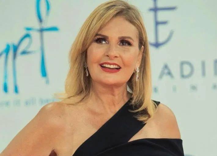 بالفيديو - يسرا تكشف أسباب ظهورها بوزن زائد في 