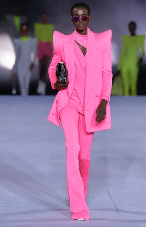 الزهري صيحة موسم الربيع والصيف... يمكنك اعتمادها بأسلوبين