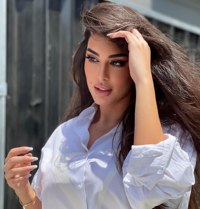 بالصور – الجمهور يقارن بين شكل ياسمين صبري منذ سنوات وشكلها الحالي... هل تغيرت فعلاً؟