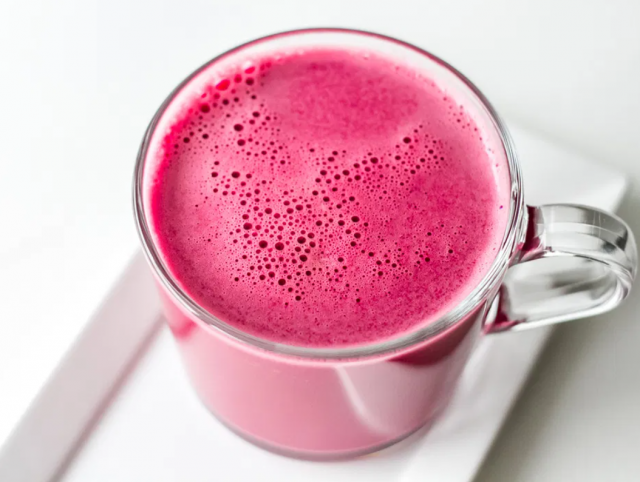 إليك الـPink Latte بديل الشاي والقهوة المعزِّز لجهاز المناعة