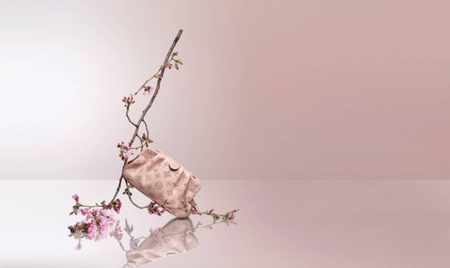 حقيبة Scala Mini Pouch Magnolia من Louis Vuitton