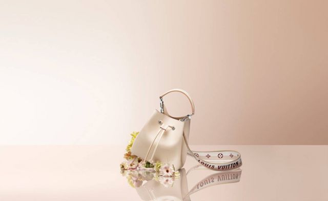 حقيبة  Néonoé BB Epi Quart  من Louis Vuitton