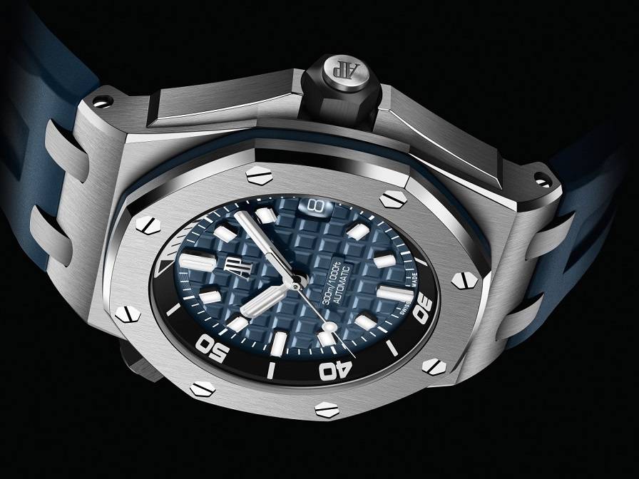 ساعة رويال أوك أوفشور دايڤر الجديدة مُجهّزة لعُشاق المغامرة