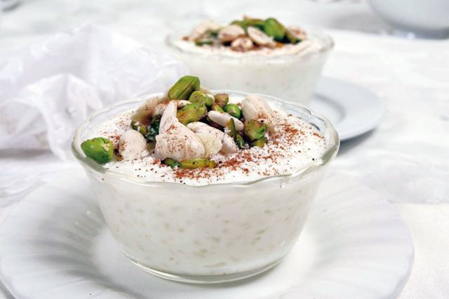 في شهر رمضان تعلمي تحضير مهلبية باللوز