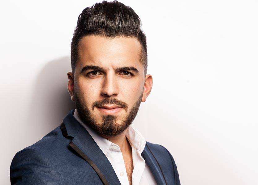 بالصور - حازم شريف يكشف وجه خطيبته أخيراً