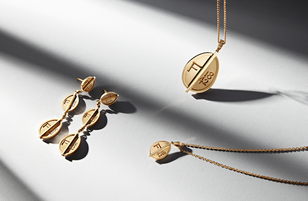 فابرجيه تُطلق مجموعة مجوهرات 1842