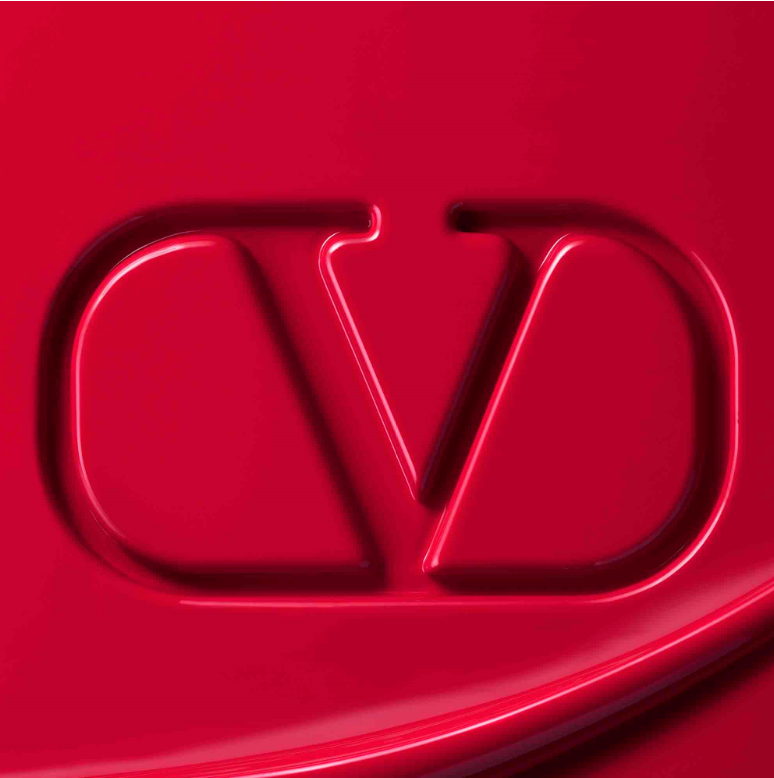 اطلاق Valentino Beauty العلامة التي تتوجّه الى النساء الحالِمات