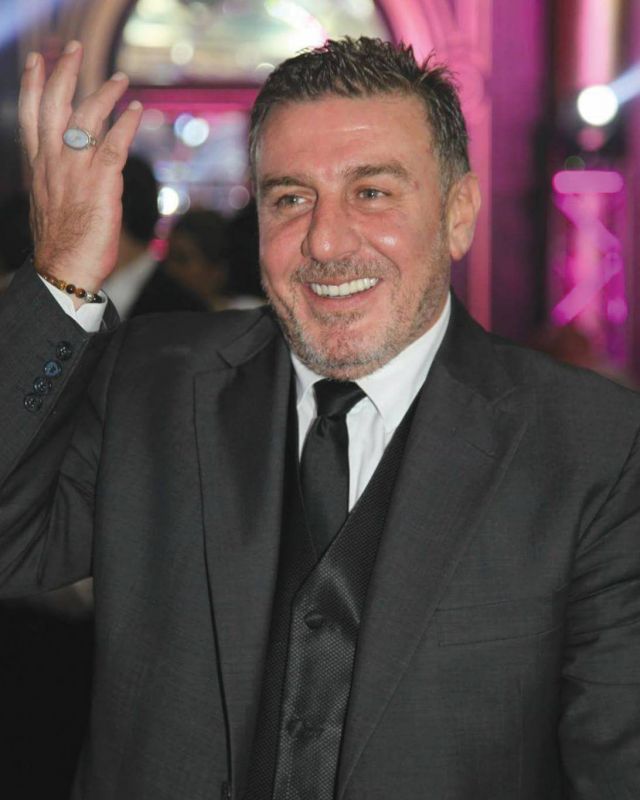 بالصور – وائل رمضان يتعرّض لحادث كاد يودي بحياته