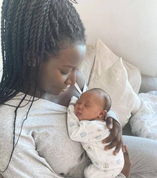 بالفيديو - عبير سندر بنصائح عن الرضاعة الطبيعة