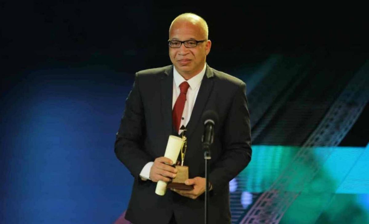 أشرف زكي يكشف تطورات حالة شريف دسوقي بعد بتر ساقه