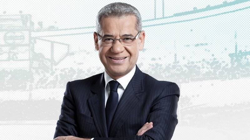 بالفيديو - والدة مصطفى الآغا تُحدث ضجة بهدية خاصة ليوم ميلاده