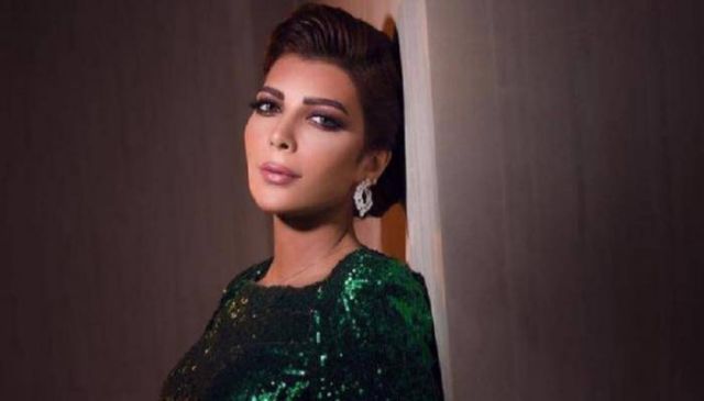 أصالة ترد على وصف أحلام لها بالمجنونة... وتهدّد أنغام باقتحام منزلها