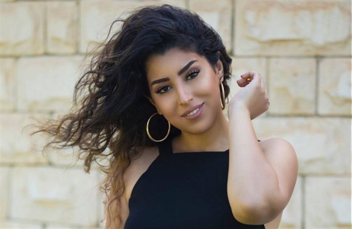 آيتن عامر تشجع الناس على لقاح كورونا بطريقة ساخرة