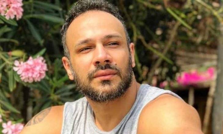 محمد عطية يكشف نصاباً اتصل بـ25 فنانة لبنانية