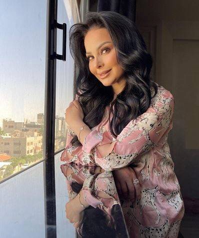 بالصور - ديانا كرزون تخطف الأنظار بجمالها في الحمل