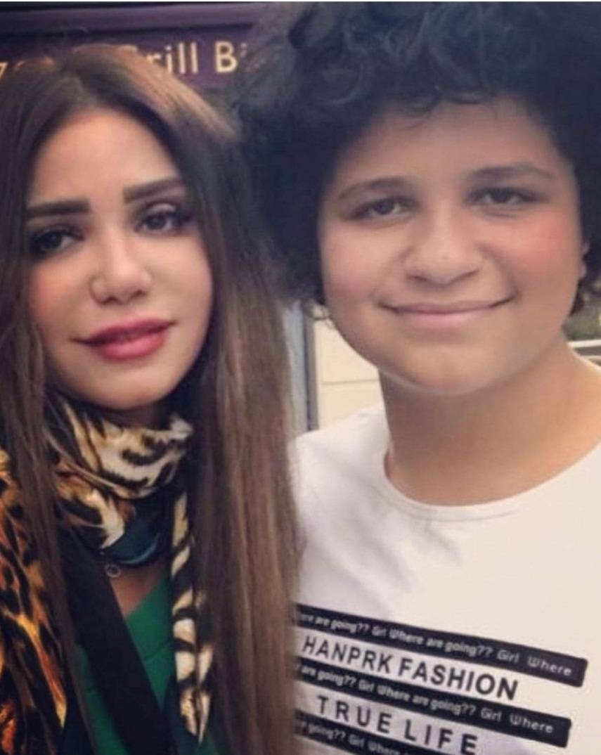 إيناس عز الدين تكشف تطورات حالة ابنها الصحية