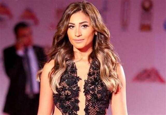 في لبنان - أجواء من الرعب ترافق دينا الشربيني في 