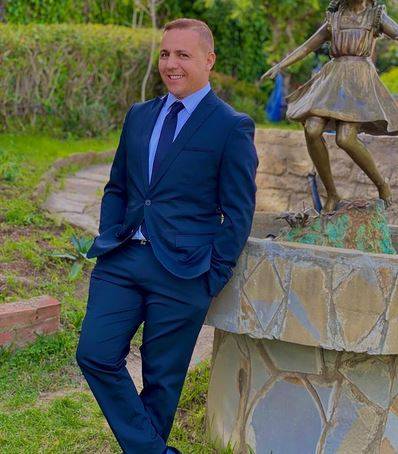 بالفيديو - فوديل يحتفل بميلاده الـ43 في منزله... تجهيزات فخمة ومميّزة