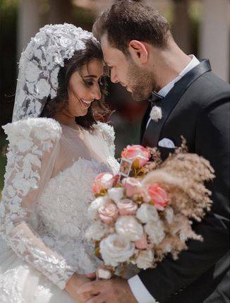 بالصور - أول تعليق لمحمد علي رزق بعد حفل زفافه