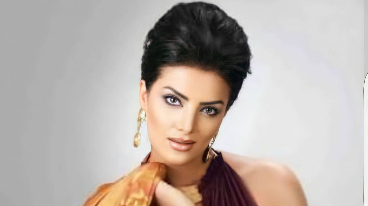 حورية فرغلي: 