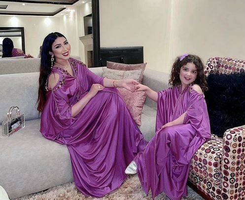 بالصور - ابنة دنيا بطمة على خطى شقيقتها... هكذا يتم تدريبها