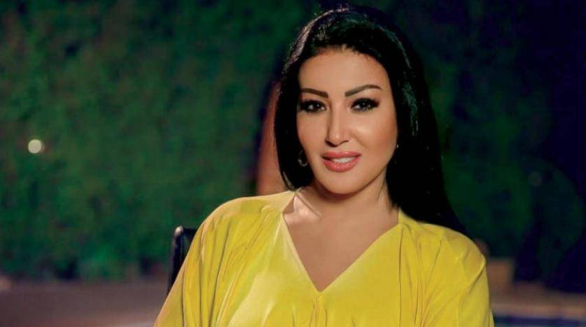 بعد نصائحها للخروج من الاكتئاب في 40 ثانية... نصيحة سمية الخشاب للطلبة