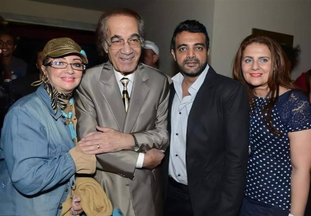 رانيا محمود ياسين تحتفل بميلاد والدها: 