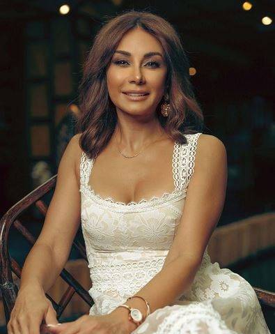 بالفيديو - كاريس بشار تروي تجربة طلاقها.. وهل تتزوج مجدداً؟