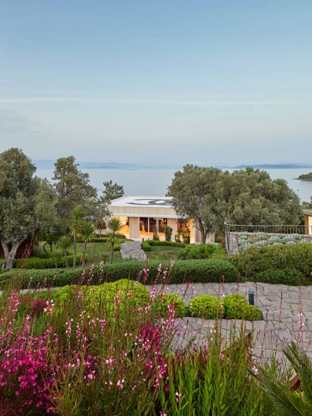 chanel bodrum seasonal boutique 2021