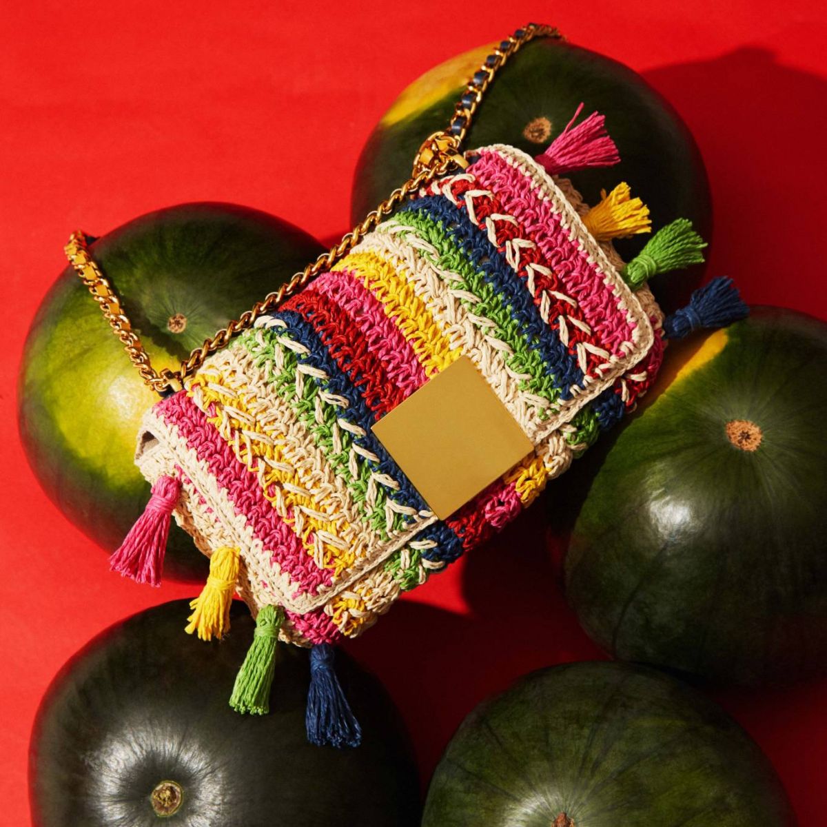 أجمل السلال الملوّنة والأنيقة لنزهات الصيف من Purificacion Garcia