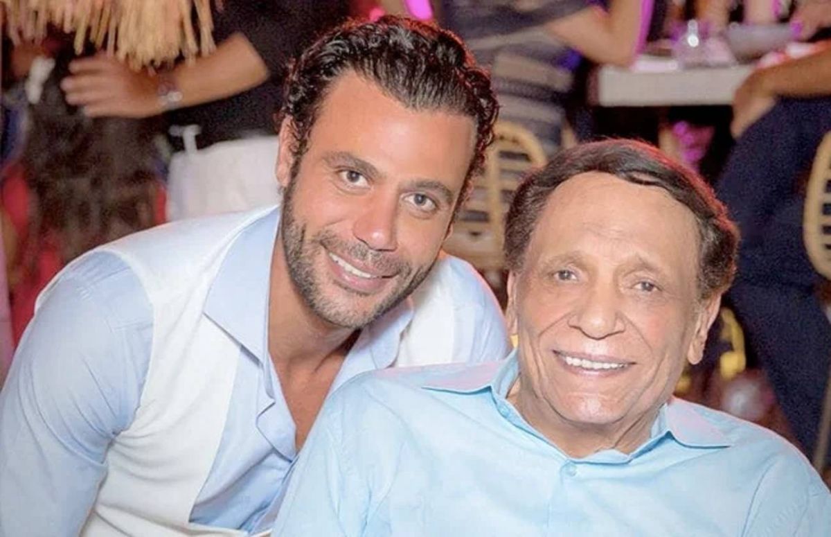 حقيقة صورة عادل إمام بلحية بيضاء