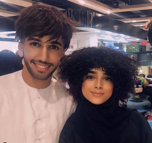 أحمد خميس يخرج عن صمته ويدافع عن زوجته بعد نشر فيديو مخلّ بالآداب