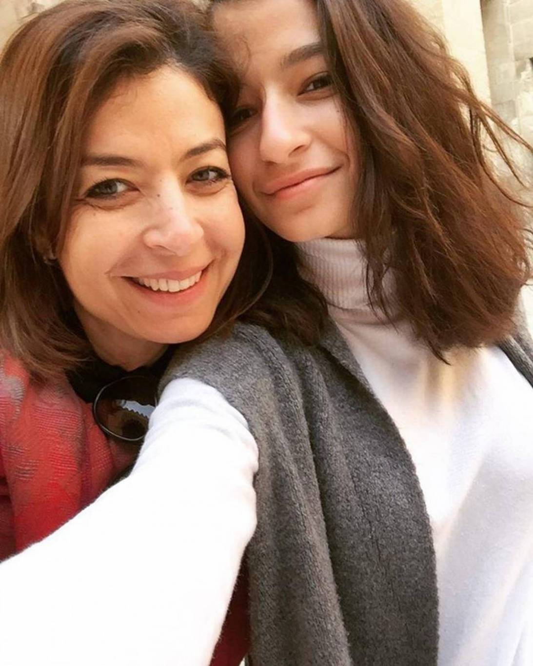 بعد جنى عمرو دياب.. إبنة منال سلامة تروي معاناتها من مرض فرط الحركة 