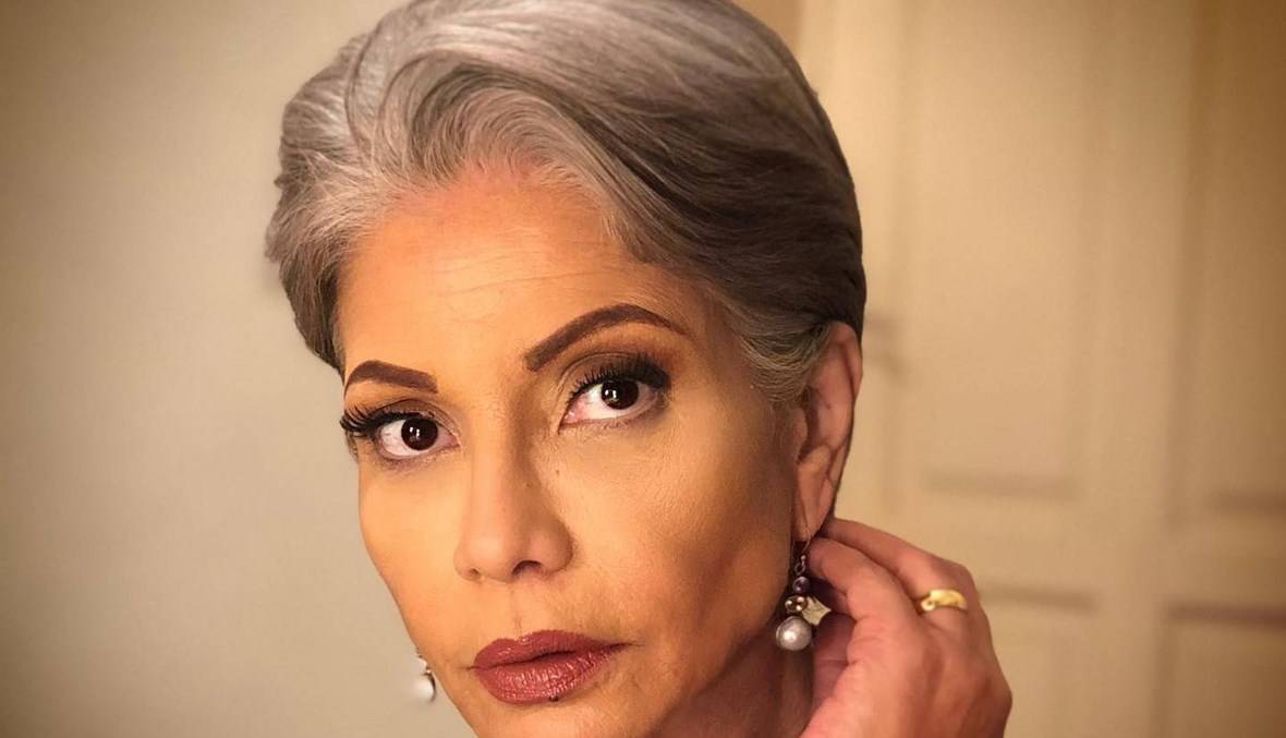 حفيدة سوسن بدر تخطف الأنظار بحُسنها... وغزل منى زكي وهند صبري والنجمات