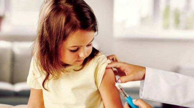 متى يجب تطعيم الأطفال ضد فيروس كورونا؟