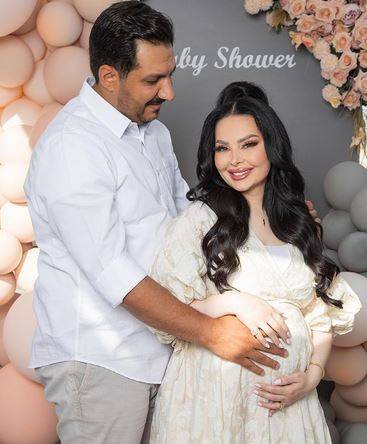 الصورة الأولى لإبنة ديانا كرزون وتختار لها هذا الإسم