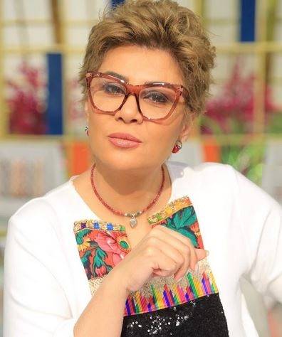 بالفيديو - هجوم حاد على مفيدة شيحة بسبب رقصها وهي تردّ